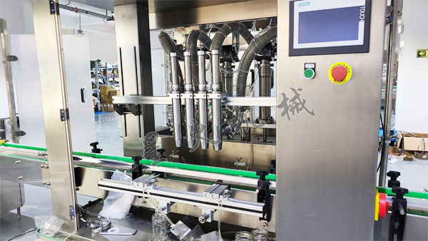 成都醬料灌裝機細(xì)節(jié)