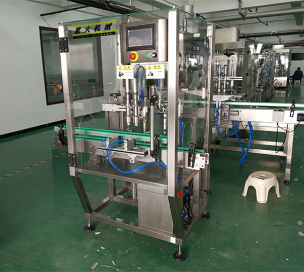 辣椒醬灌裝機(jī)