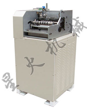 半自動(dòng)單標(biāo)熱熔膠貼標(biāo)機(jī)